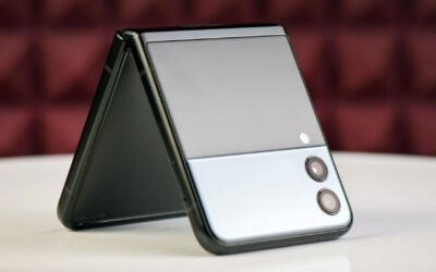 foldable smartphone